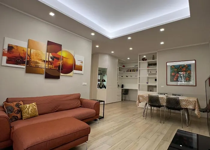 Cami Luxury Flat Rom
